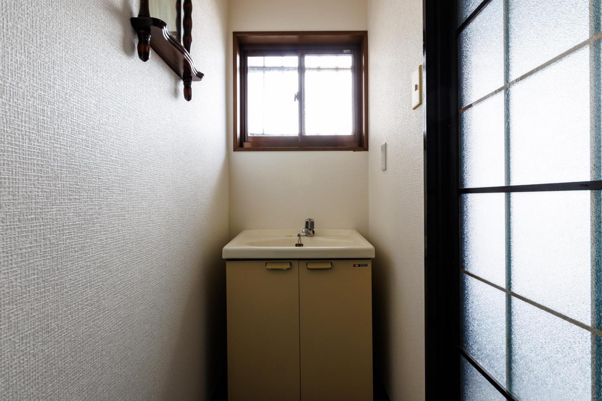 Hanazonocho Apartment