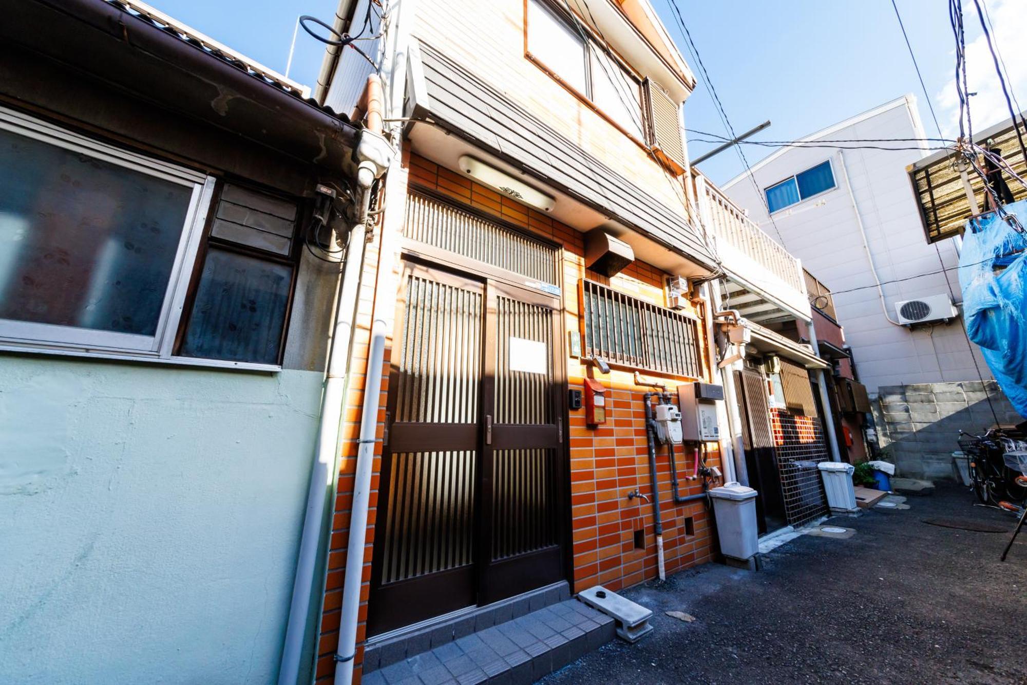 Hanazonocho Apartment